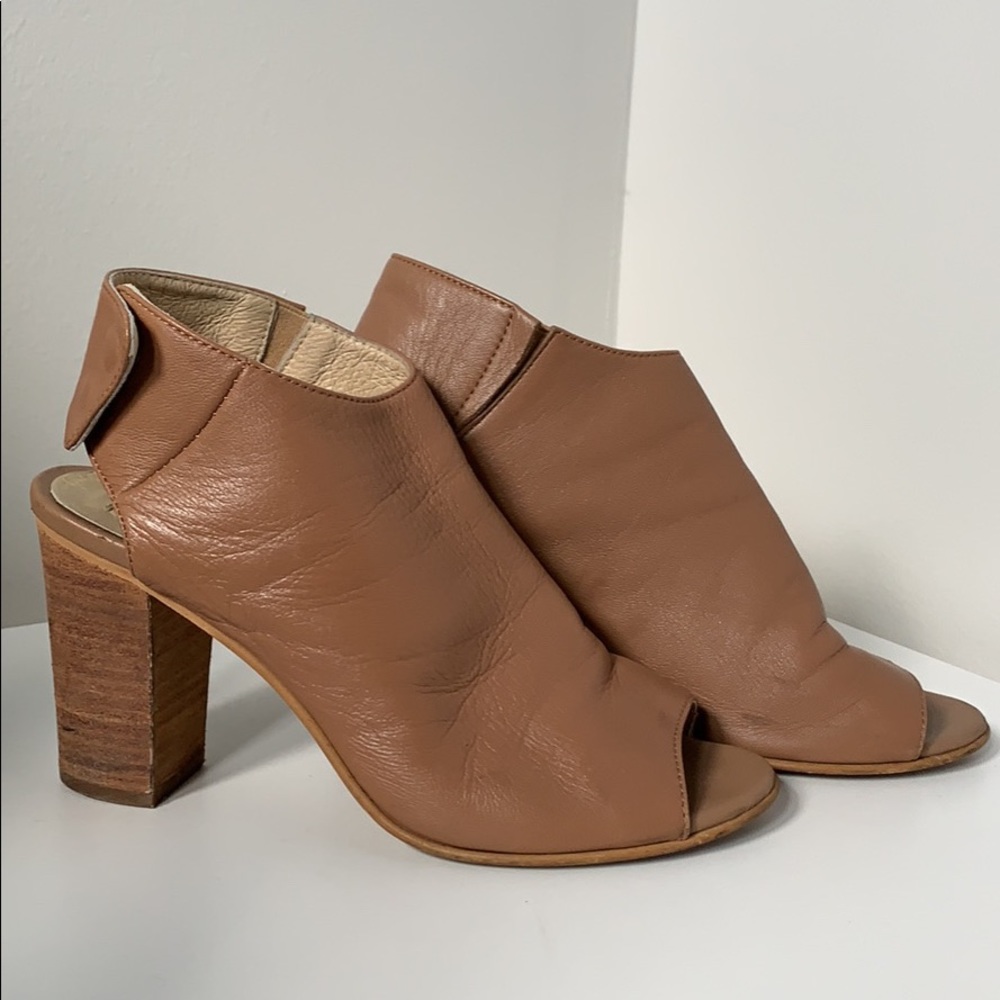 Brown wedge Steve Madden sandals (7)